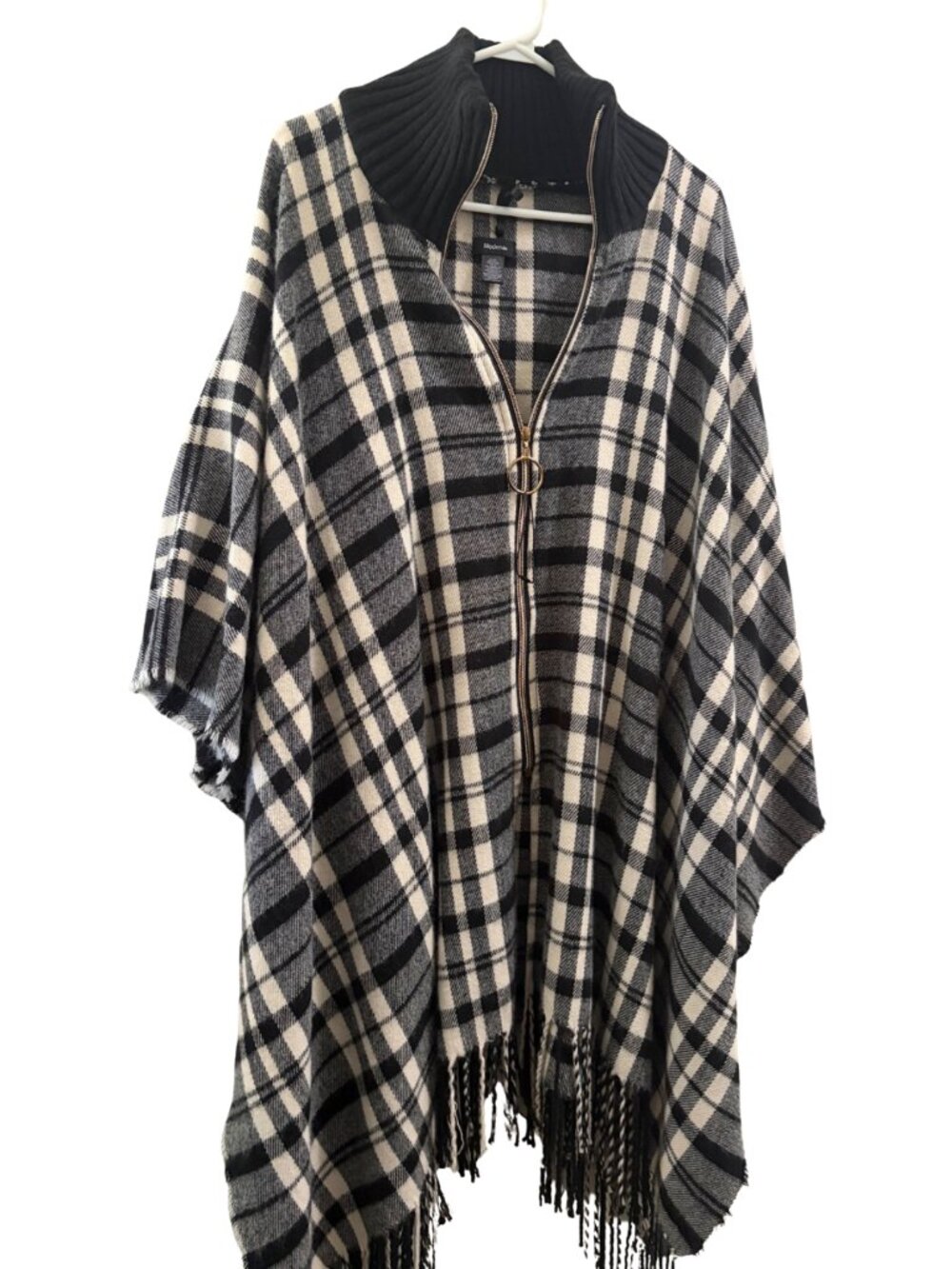 Modena Black White Plaid Poncho Cape Zip Front One Size